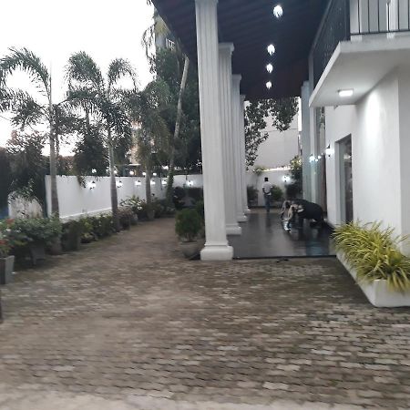 The Kingston Hotel كيريباثغودا المظهر الخارجي الصورة